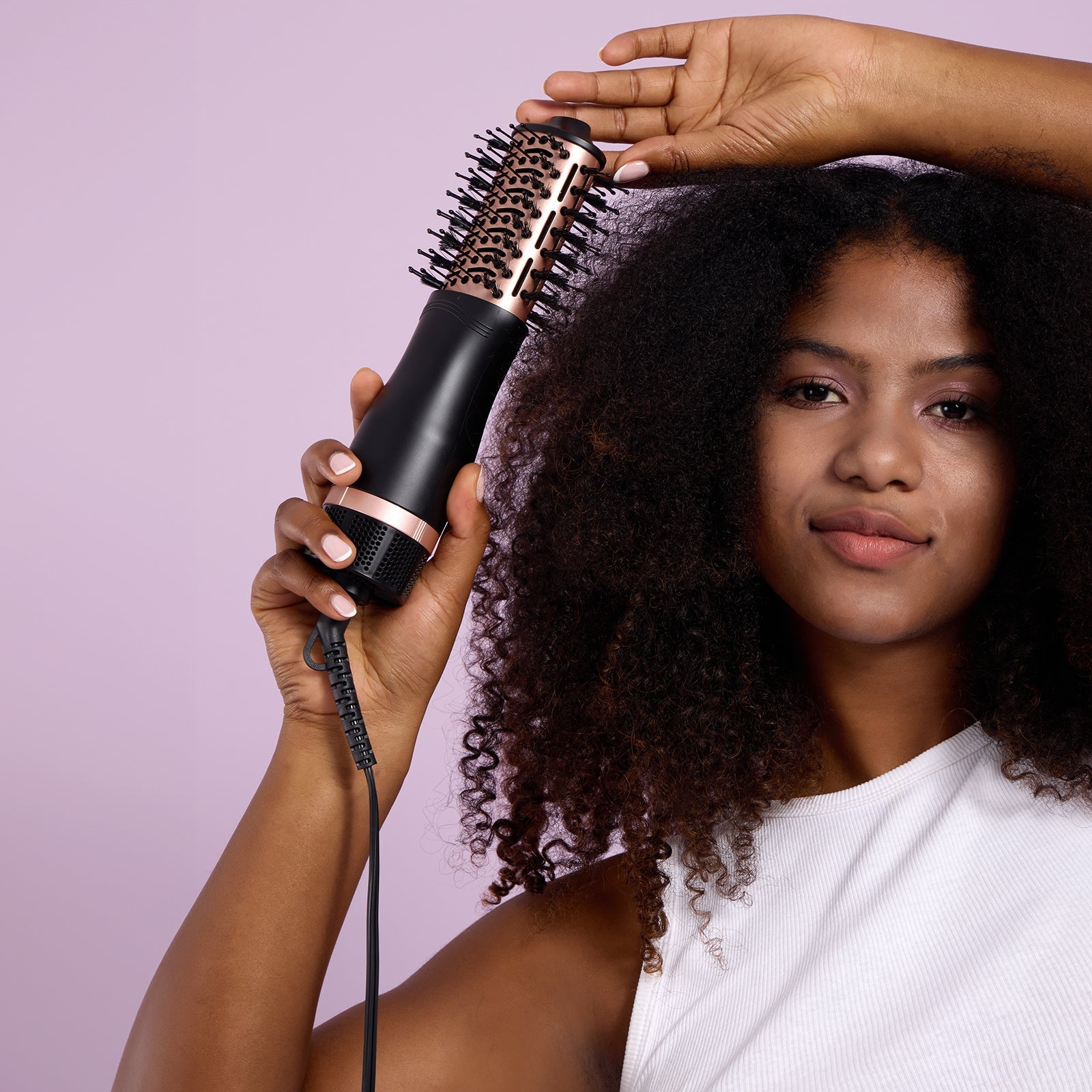 Travel Hot Air Brush vs Hair Dryer: Which One Should You Bring on a Trip?