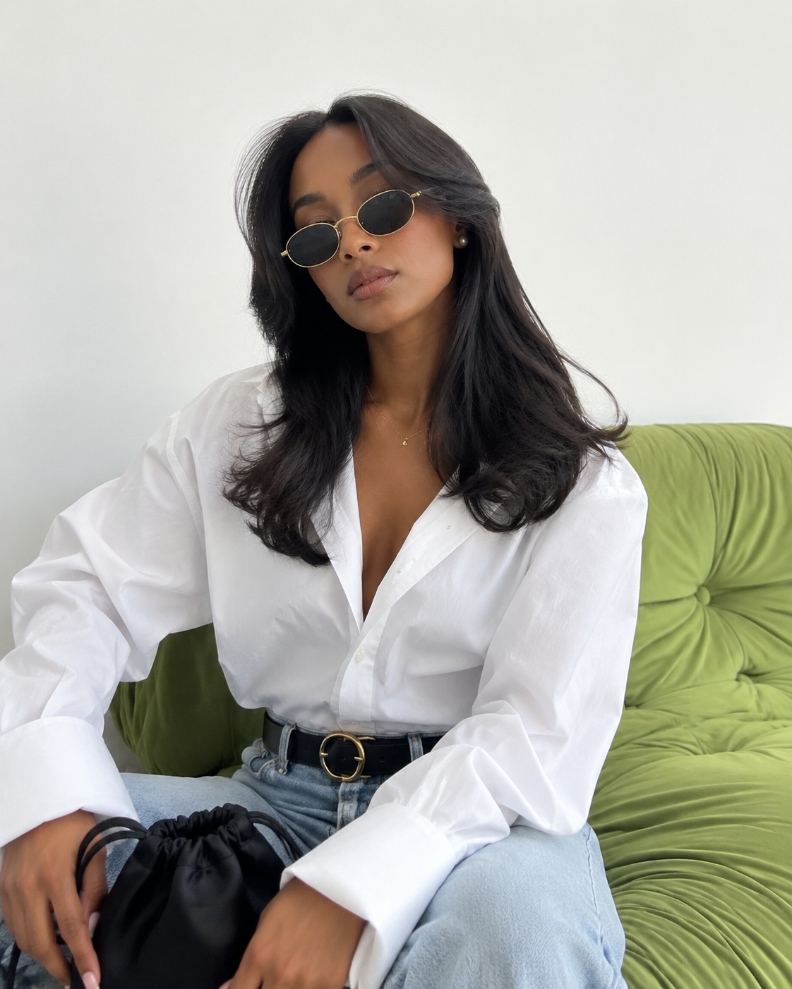 Effortless Glamour on the Go: Why the Slopehill® Dual Voltage Travel Mini Hair Dryer is an Absolute Must-Have
